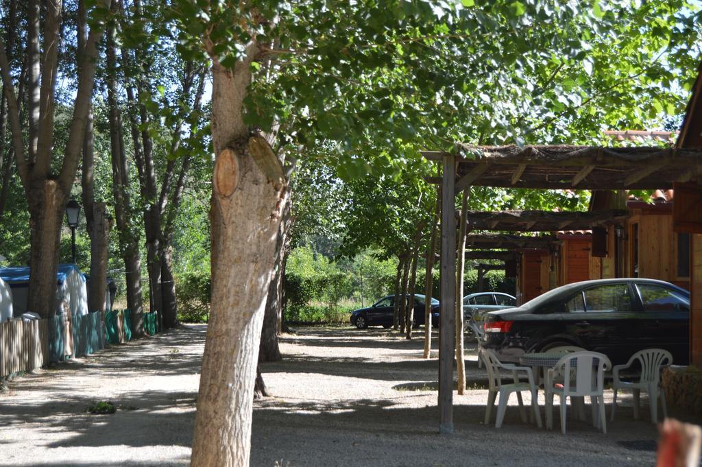 Cabanas Camping Sierra De Penascosa Exteriér fotografie